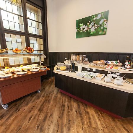 Hotel Maxim Duesseldorf City Ngoại thất bức ảnh
