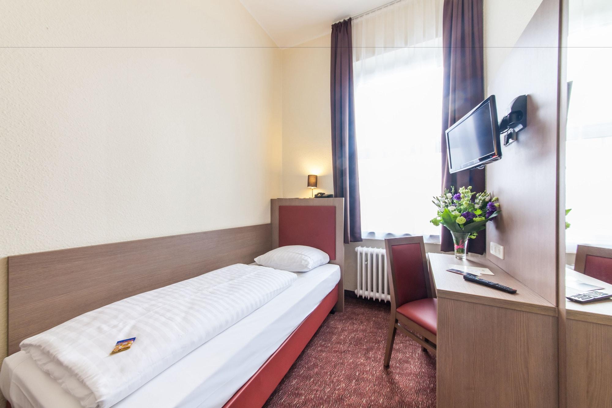 Hotel Maxim Duesseldorf City Ngoại thất bức ảnh