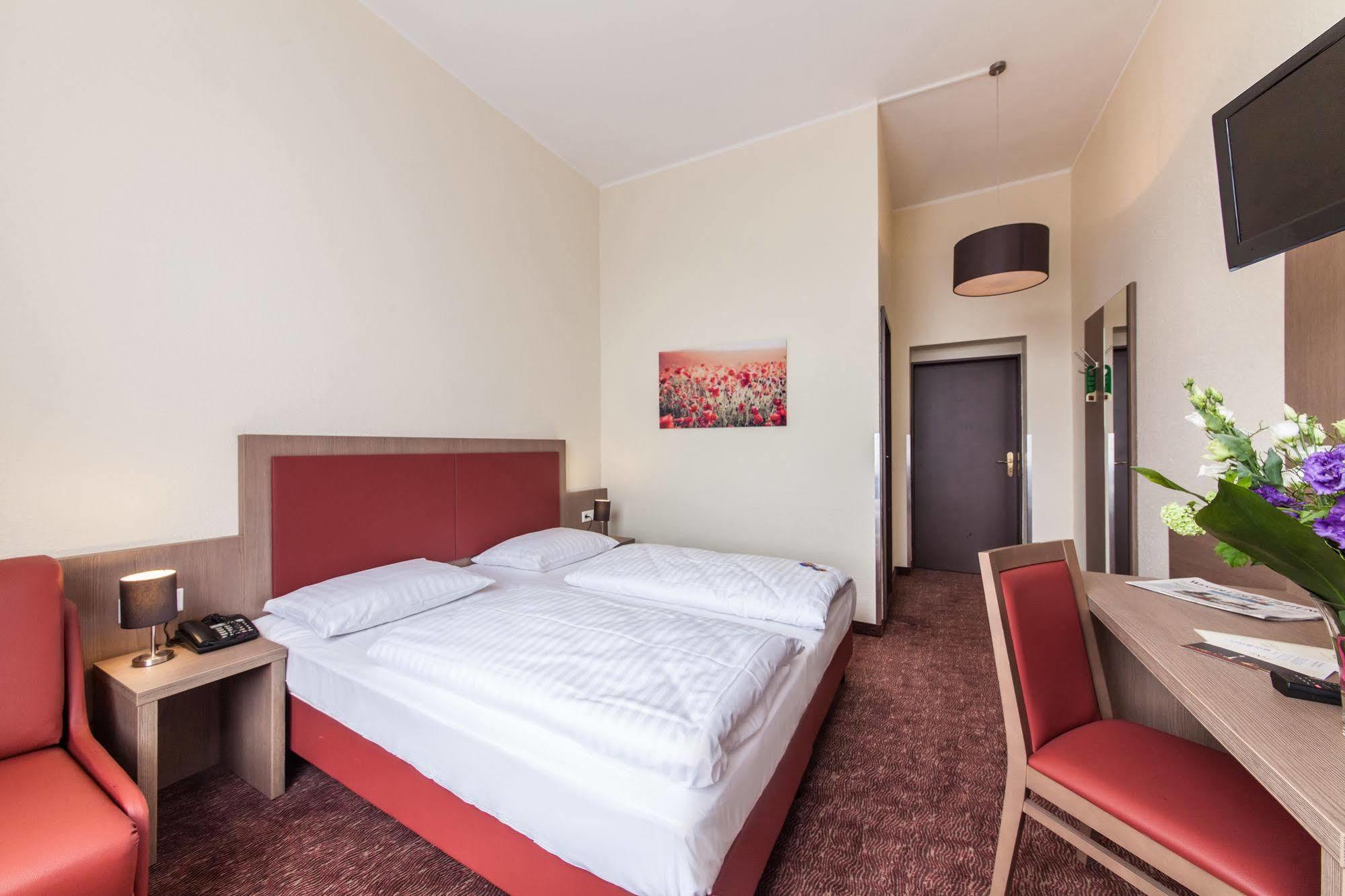 Hotel Maxim Duesseldorf City Ngoại thất bức ảnh