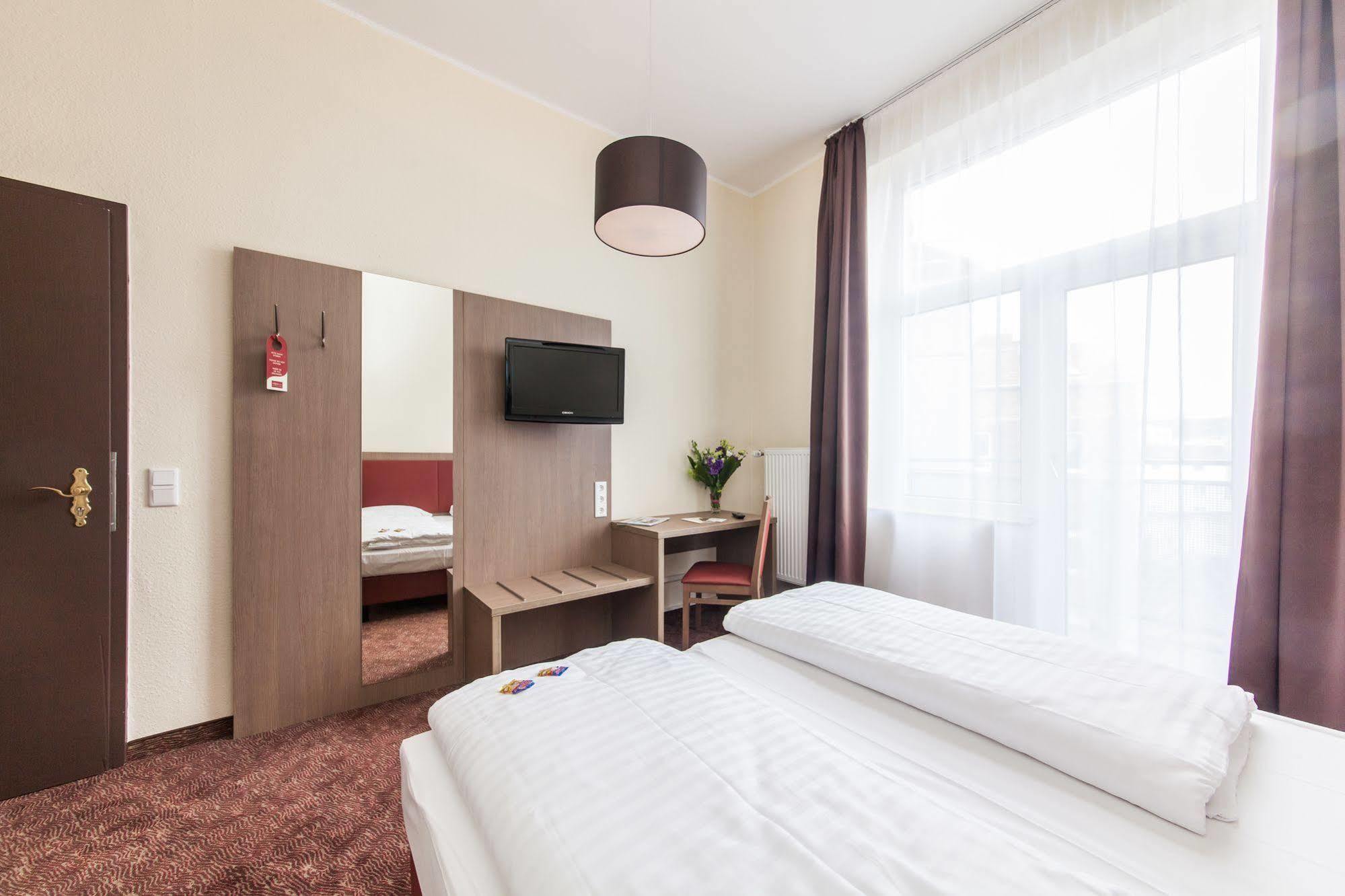 Hotel Maxim Duesseldorf City Ngoại thất bức ảnh