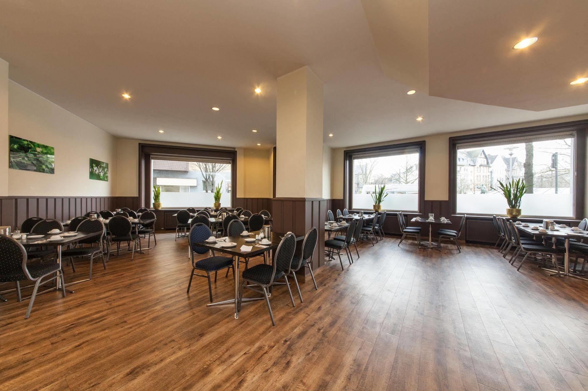 Hotel Maxim Duesseldorf City Ngoại thất bức ảnh